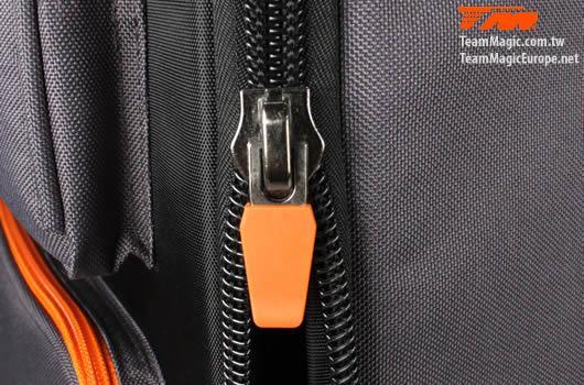 Tasche - Transport - Team Magic 1:8 F8 Supra - ohne tisch / mit Plastik Kästen und Rädern
